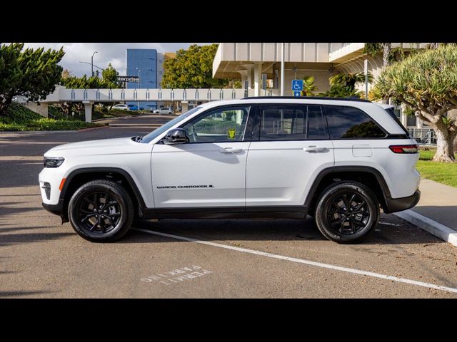 2024 Jeep Grand Cherokee Altitude