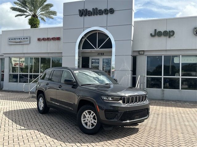 2024 Jeep Grand Cherokee Laredo