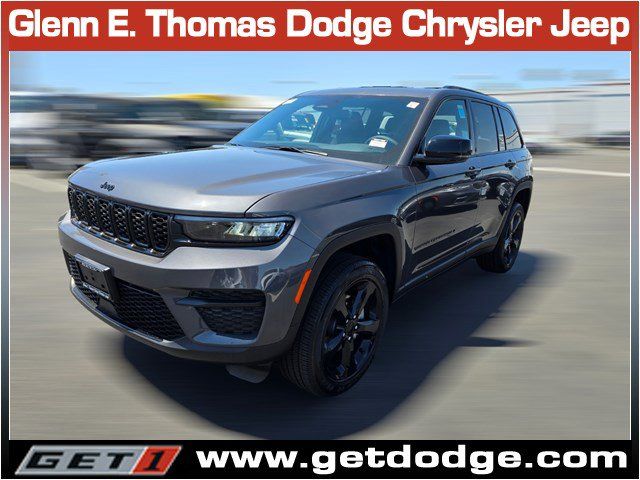 2024 Jeep Grand Cherokee Altitude