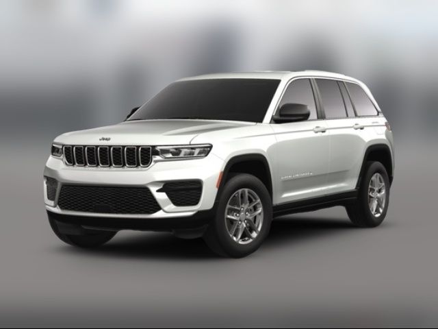 2024 Jeep Grand Cherokee Laredo X