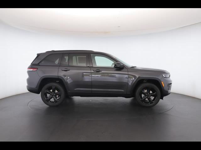 2024 Jeep Grand Cherokee Altitude X