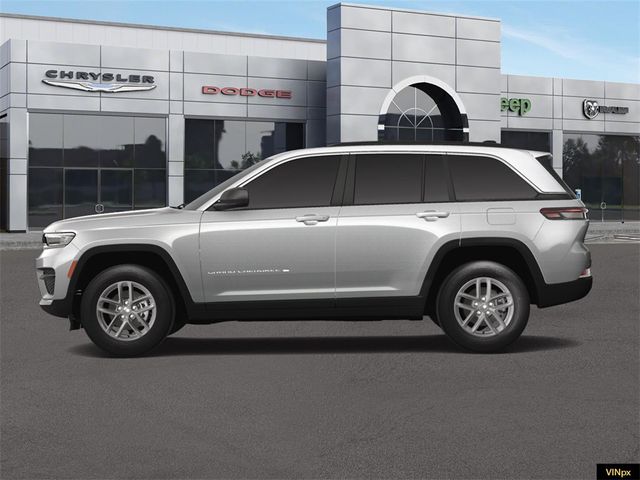 2024 Jeep Grand Cherokee Laredo X