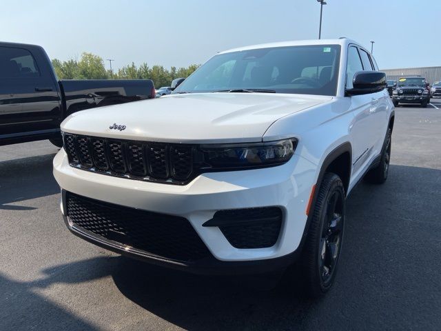 2024 Jeep Grand Cherokee Altitude