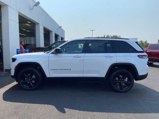 2024 Jeep Grand Cherokee Altitude