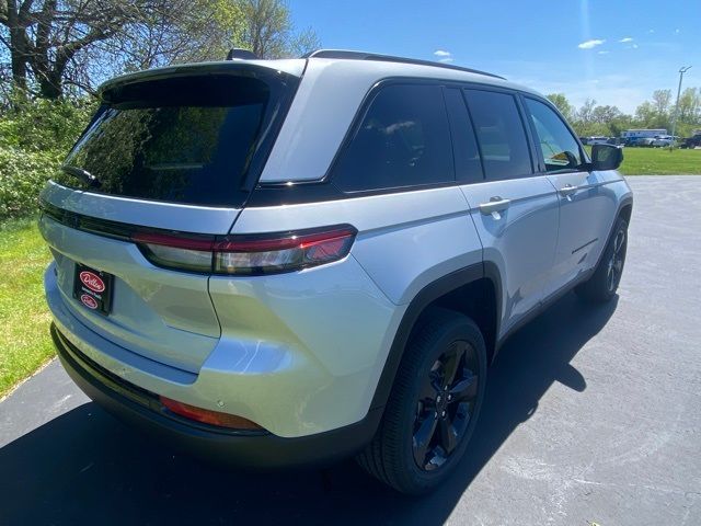 2024 Jeep Grand Cherokee Altitude