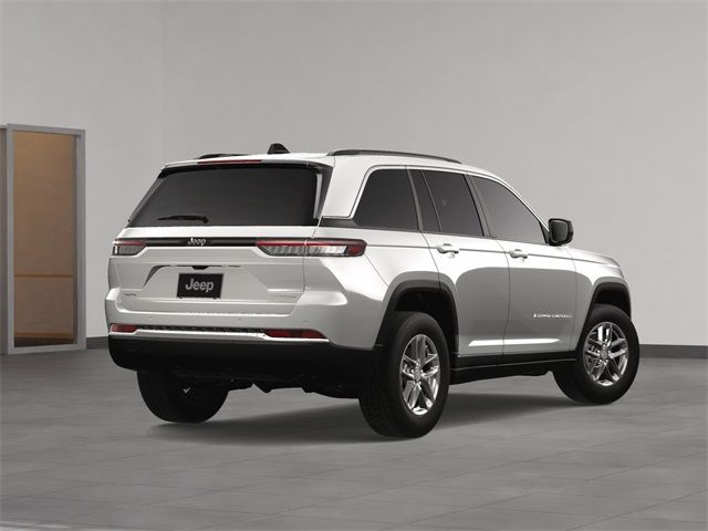 2024 Jeep Grand Cherokee Laredo X