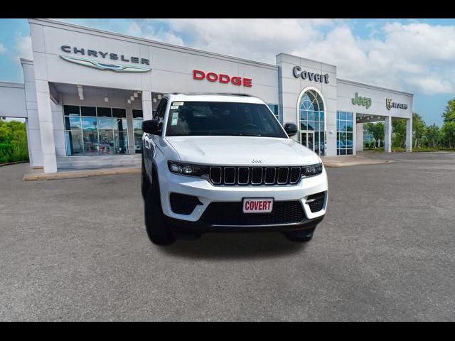 2024 Jeep Grand Cherokee Laredo X