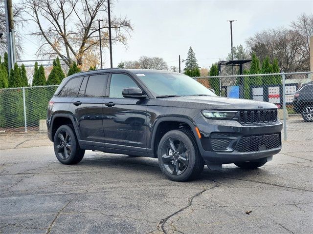 2024 Jeep Grand Cherokee Altitude