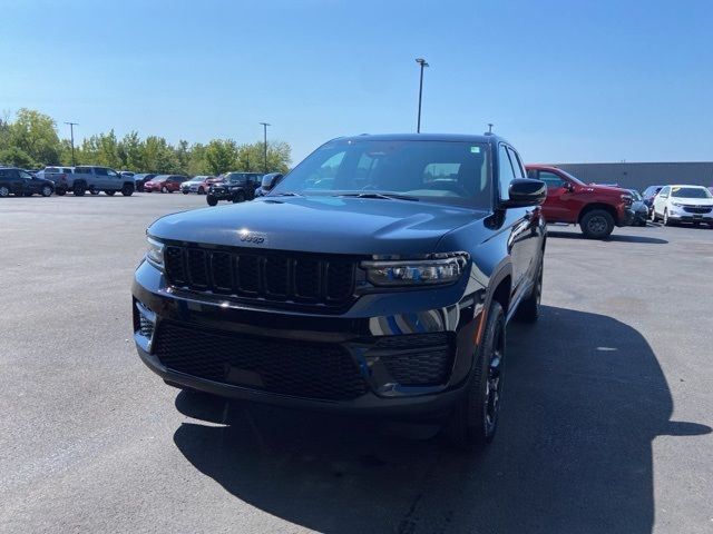 2024 Jeep Grand Cherokee Altitude