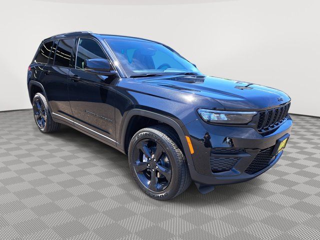 2024 Jeep Grand Cherokee Altitude