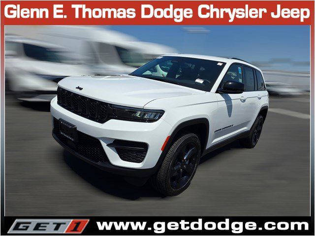 2024 Jeep Grand Cherokee Altitude