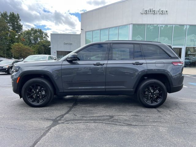 2024 Jeep Grand Cherokee Altitude