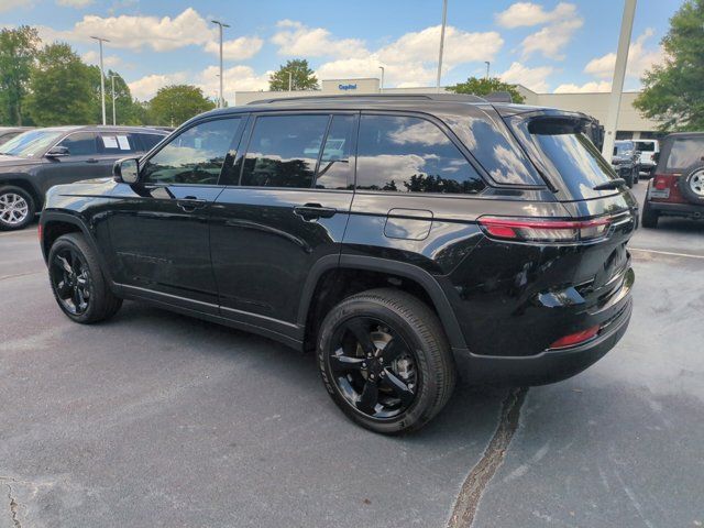 2024 Jeep Grand Cherokee Altitude