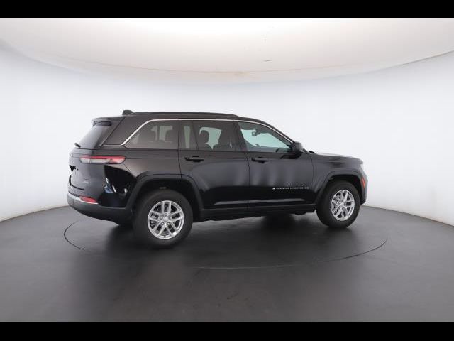 2024 Jeep Grand Cherokee Laredo X