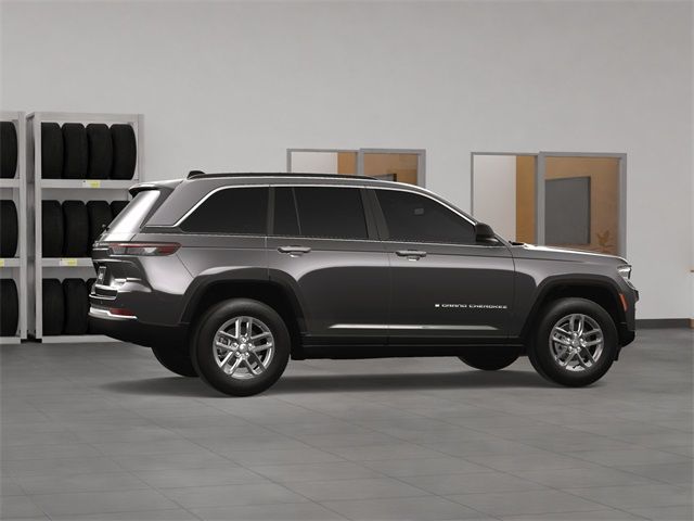 2024 Jeep Grand Cherokee Laredo X