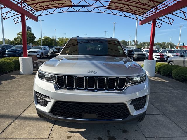 2024 Jeep Grand Cherokee Laredo