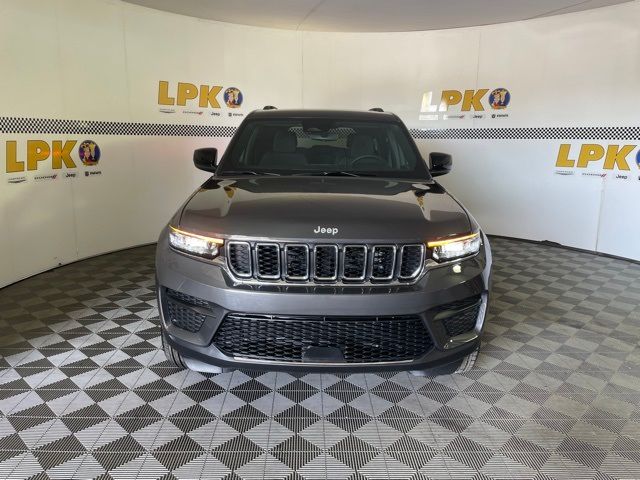 2024 Jeep Grand Cherokee Laredo X