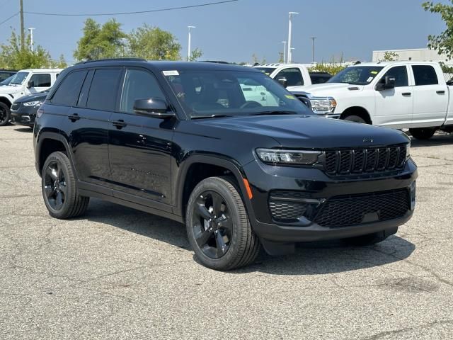 2024 Jeep Grand Cherokee Altitude X