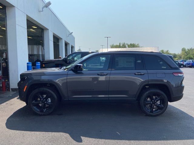 2024 Jeep Grand Cherokee Altitude