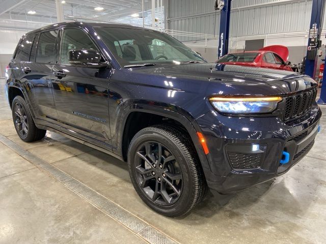 2024 Jeep Grand Cherokee 4xe Anniversary Edition