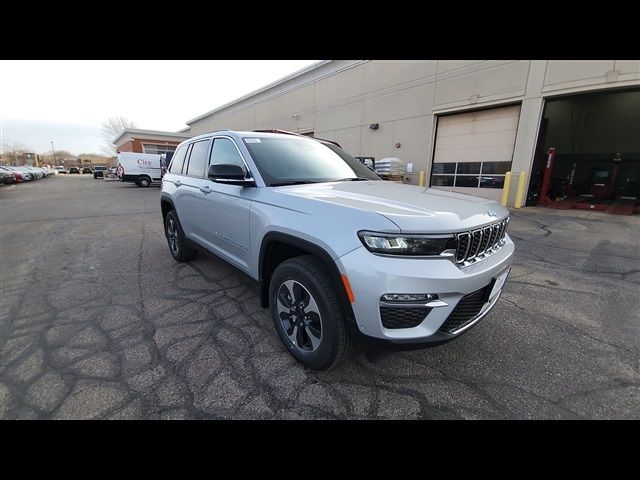 2024 Jeep Grand Cherokee 4xe Base