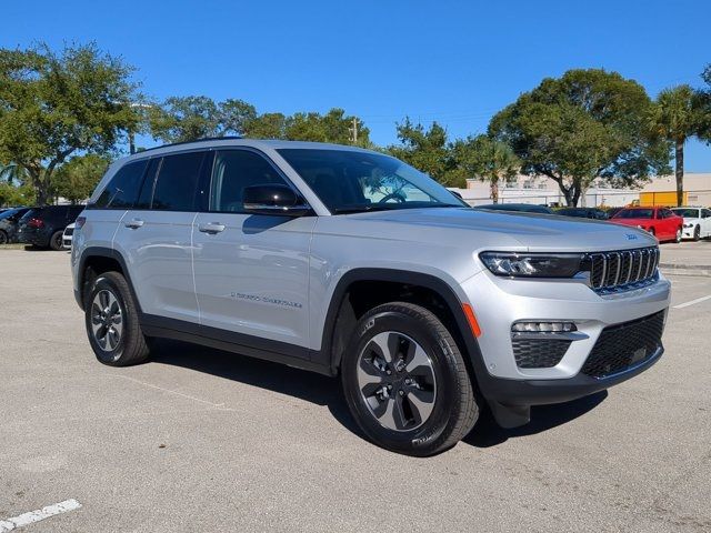 2024 Jeep Grand Cherokee 4xe Base