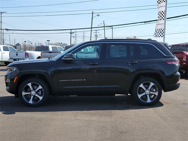 2024 Jeep Grand Cherokee 4xe Base