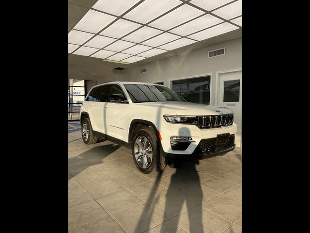 2024 Jeep Grand Cherokee 4xe Base