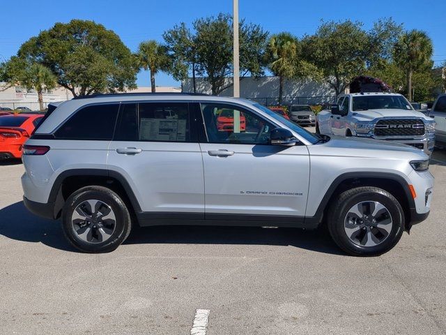 2024 Jeep Grand Cherokee 4xe Base