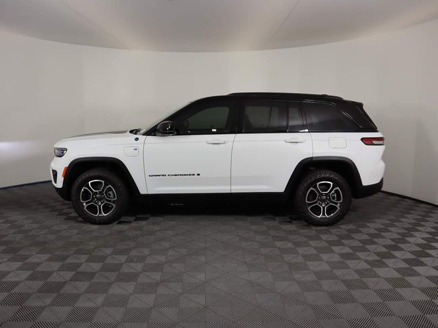 2024 Jeep Grand Cherokee 4xe Trailhawk