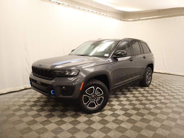 2024 Jeep Grand Cherokee 4xe Trailhawk