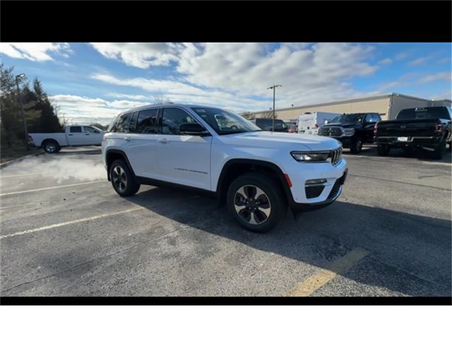 2024 Jeep Grand Cherokee 4xe Base