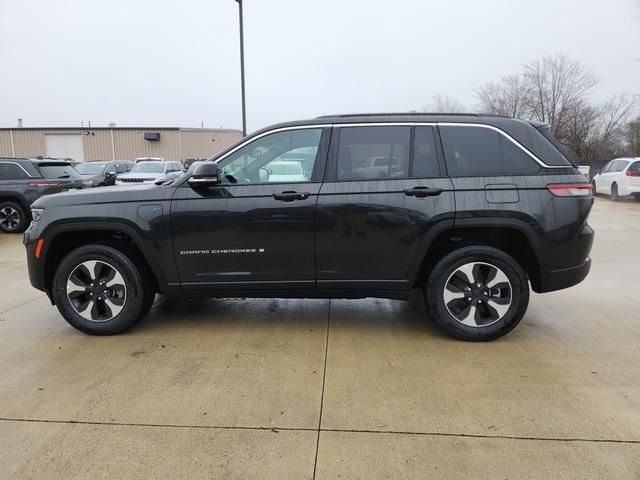 2024 Jeep Grand Cherokee 4xe Base