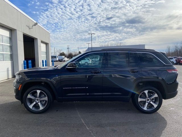 2024 Jeep Grand Cherokee 4xe Base