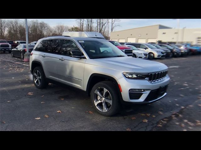 2024 Jeep Grand Cherokee 4xe Base