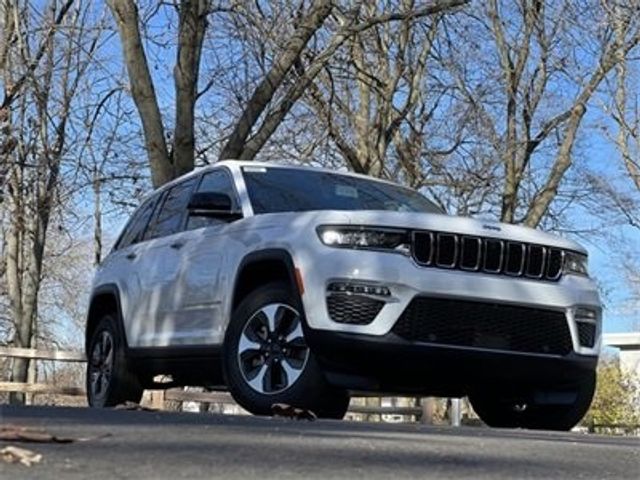 2024 Jeep Grand Cherokee 4xe Base