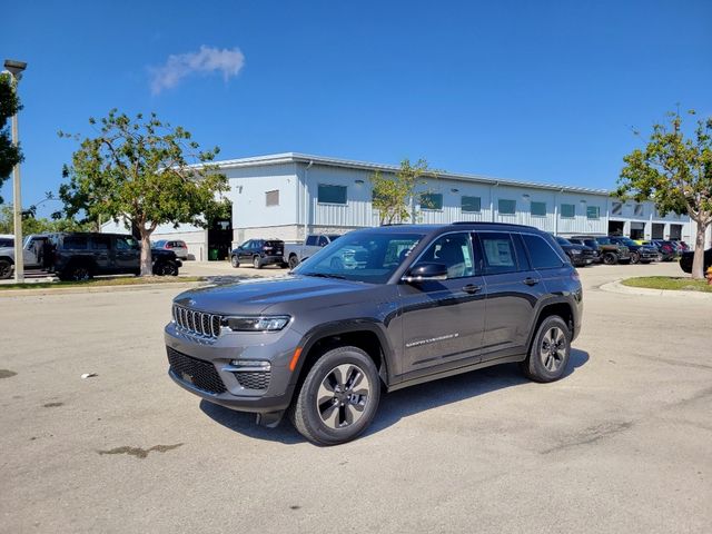 2024 Jeep Grand Cherokee 4xe Base