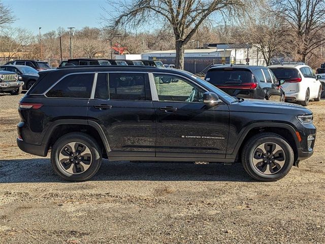 2024 Jeep Grand Cherokee 4xe Base