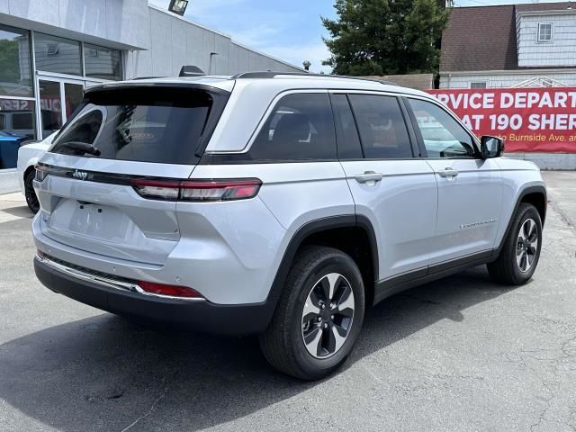 2024 Jeep Grand Cherokee 4xe Base