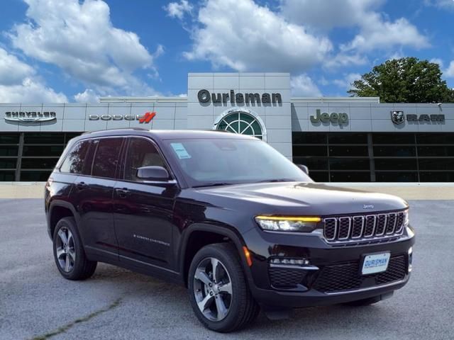 2024 Jeep Grand Cherokee 4xe Base