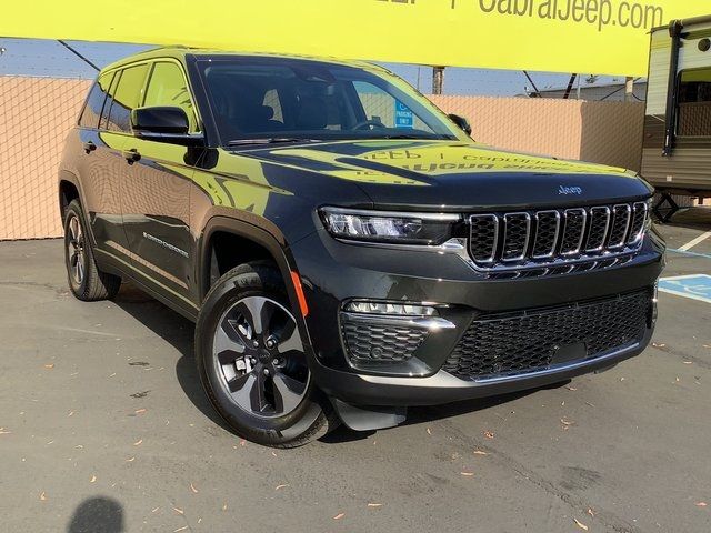 2024 Jeep Grand Cherokee 4xe Base