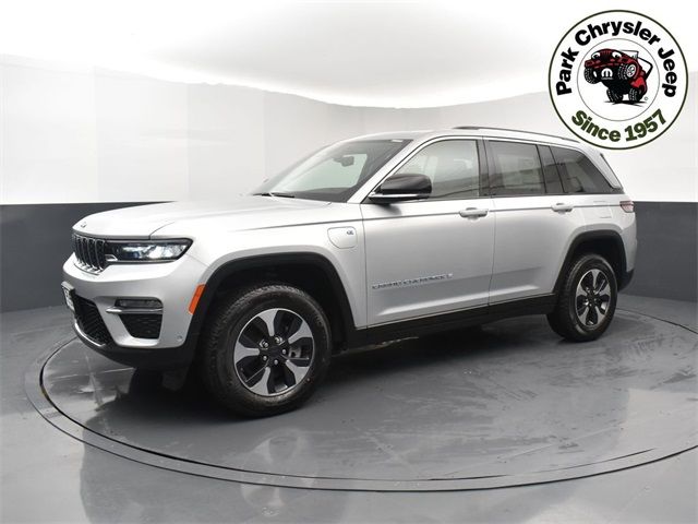 2024 Jeep Grand Cherokee 4xe Base