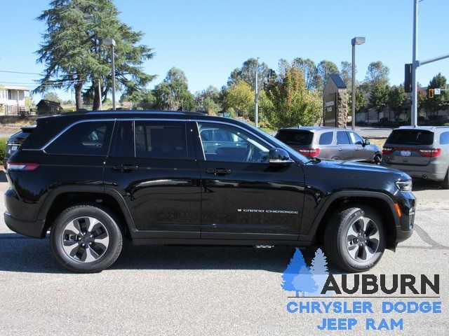 2024 Jeep Grand Cherokee 4xe Base