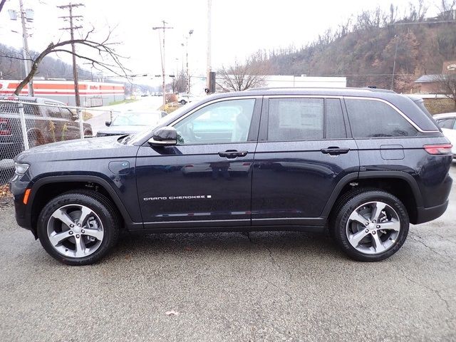 2024 Jeep Grand Cherokee 4xe Base