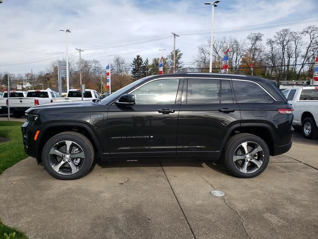 2024 Jeep Grand Cherokee 4xe Base