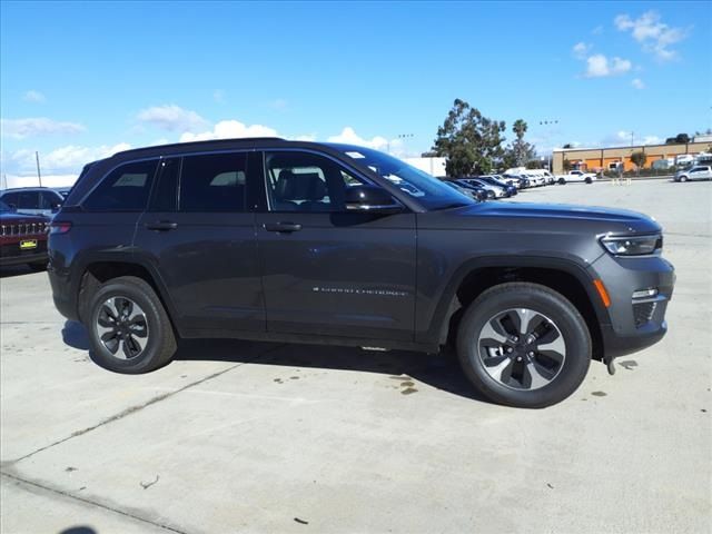 2024 Jeep Grand Cherokee 4xe Base