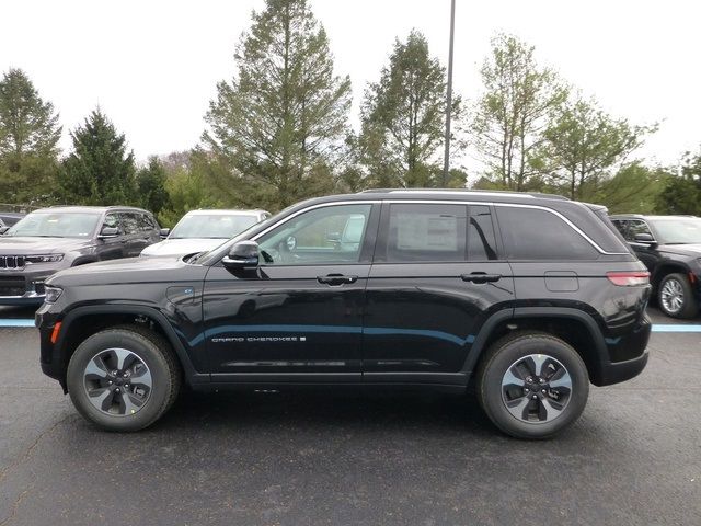 2024 Jeep Grand Cherokee 4xe Base