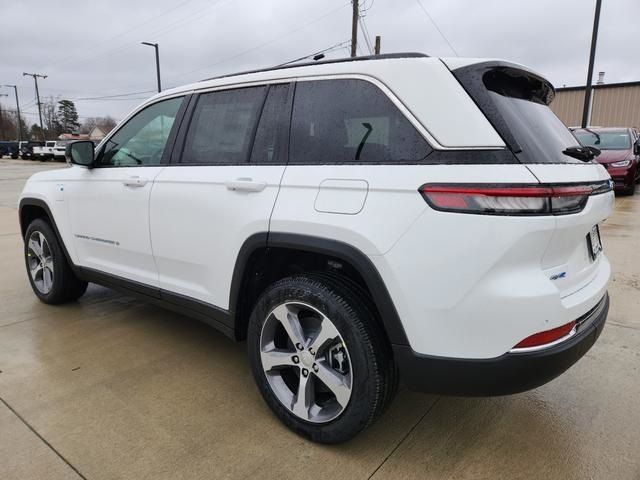 2024 Jeep Grand Cherokee 4xe Base