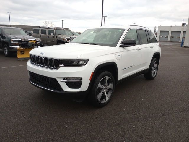 2024 Jeep Grand Cherokee 4xe Base