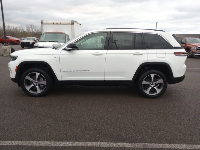 2024 Jeep Grand Cherokee 4xe Base